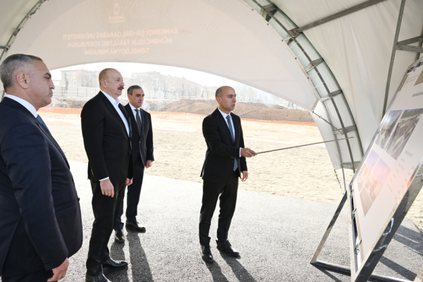 Prezident İlham Əliyev Xankəndidə Qarabağ Universitetinin Mühəndislik fakültəsinin binasının təməlin